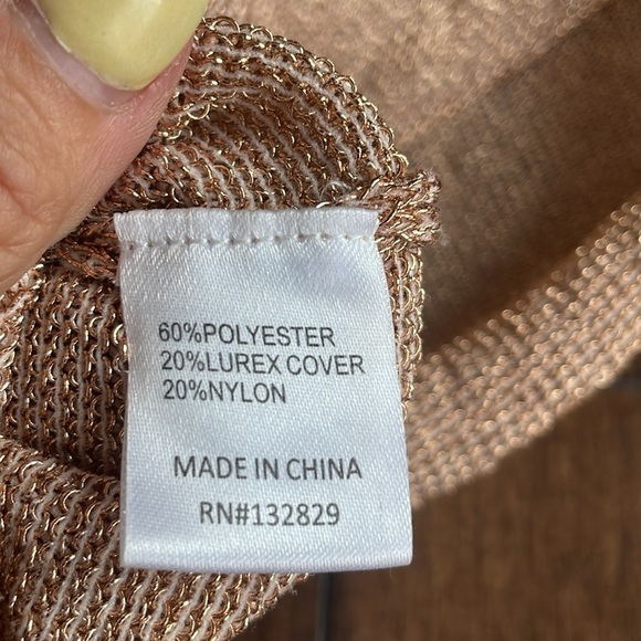 Lovers & Friends Nayelli off the shoulder Top Long sleeved Cropped Metallic XL - Picture 8 of 12